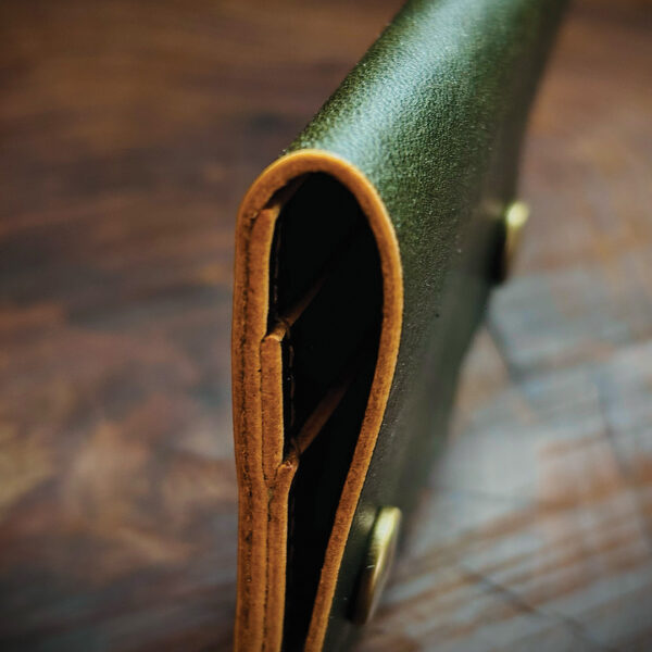 Middleton Artisan Leather: Double Snap Wallet