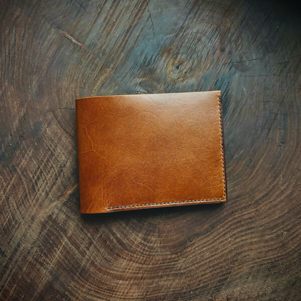 Middleton Artisan Leather: 6 Panel Bifold Wallet