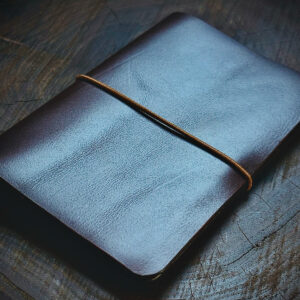 Middleton Artisan Leather: Field Notes Cover with Back Slot