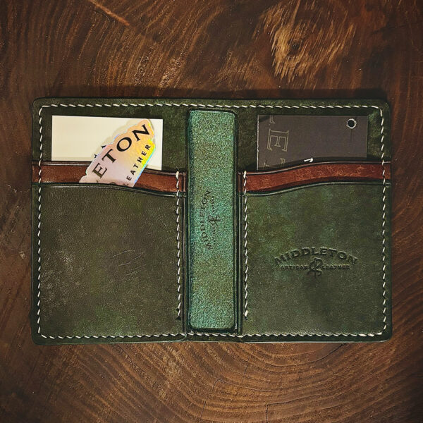 Middleton Artisan Leather: Vertical Bifold Wallet