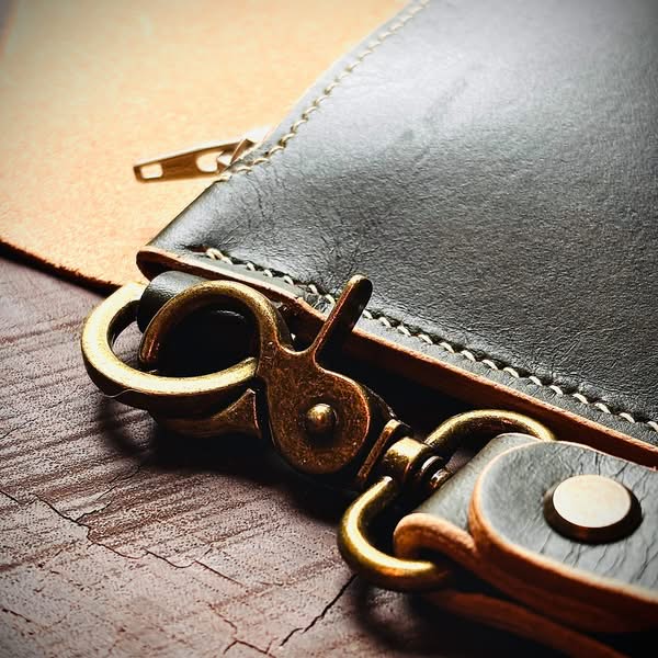 Middleton Artisan Leather - Envelope Clutch